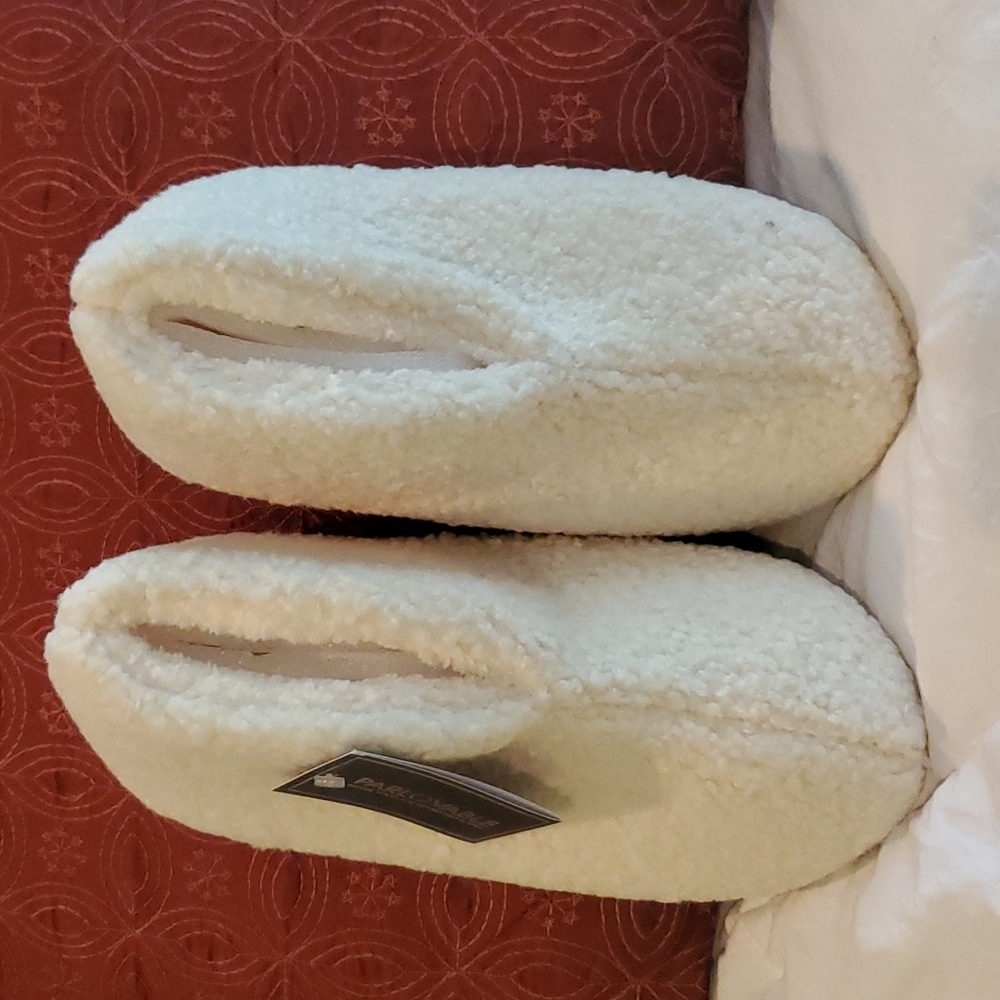 PARLOVABLE SHERPA SLIPPERS SIZE 7/8